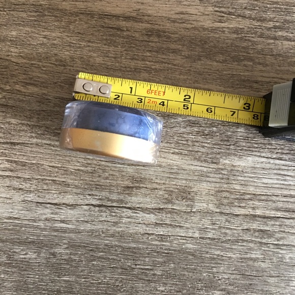 Amore Mio Cosmetics Shimmer Powder, Sh22, 2.5-Gram - Picture 3 of 4